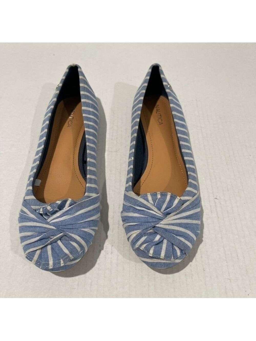Women’s Nautica Blue & White Stripe Lightweight Flats Size 9 US! - Picture 2 of 10